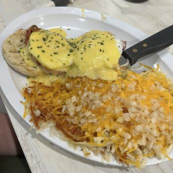 Mr. B's Pancake House - Classic Eggs Benedict - Burgers Near Me - Muskegon, Michigan