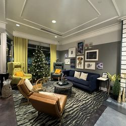 Hotel Trundle - Living room area.