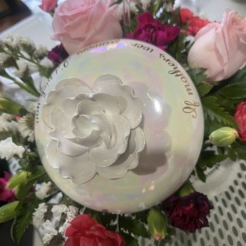 Simply Flowers - Florists Near Me - Los Angeles, California Simply Flowers - Florists Near Me - Los Angeles, California