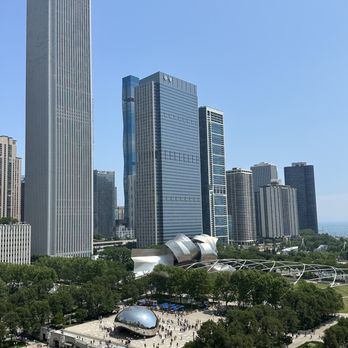 Cindy's Rooftop - View - New American Near Me - Chicago, Illinois Cindy's Rooftop - View - New American Near Me - Chicago, Illinois