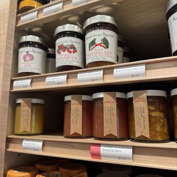 Tiny Grocer / Hyde Park - Great Jams and Preserves - Grocery Near Me - Austin, Texas