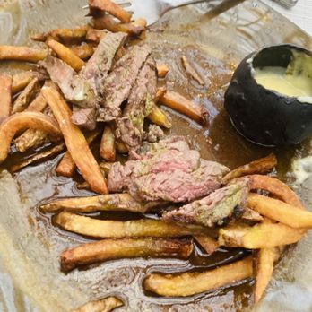 Aboyer - Steak Frites w bernaise sauce - French Near Me - Winnetka, Illinois