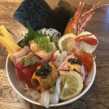 Sushi Club - Chirashi bowl - Sushi Bars Near Me - Brea, California
