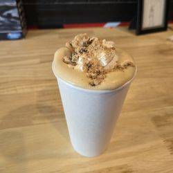 Death by Donutz - Cookies and cream latte (limited time drink)