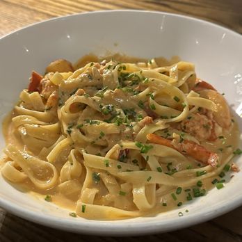 Luogo - Fettuccini alla Vodka with Lobster - Italian Near Me - Nashville, Tennessee