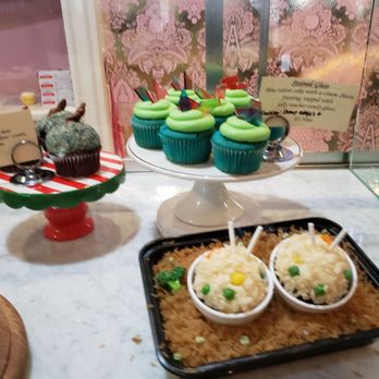 Nadia Cakes - Bakeries Near Me - Maple Grove, Minnesota