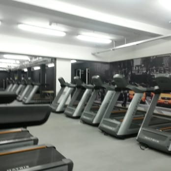 Flye Fit - Gyms Near Me - Dublin, D