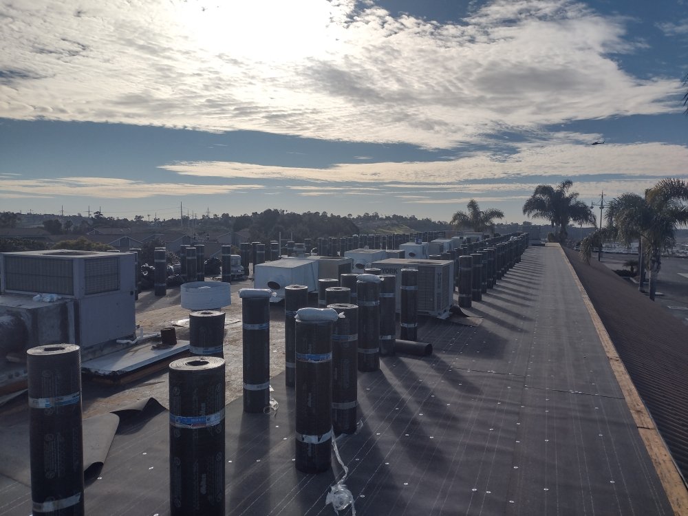 Slide of Valenz Roofing