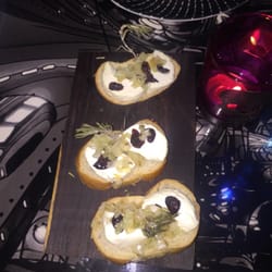 Don Fulano - Goat cheese pinxtos with carmelized onions & cranberry