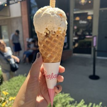 Perlas Ice Cream - Ice Cream & Frozen Yogurt Near Me - Glendale, California Perlas Ice Cream - Ice Cream & Frozen Yogurt Near Me - Glendale, California