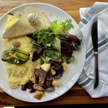 Lapisara Eatery - Veggie omelette - Breakfast & Brunch Near Me - San Francisco, California