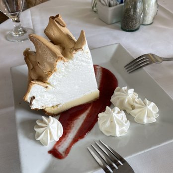 Bagatelle - Key lime pie - Seafood Near Me - Key West, Florida Bagatelle - Key lime pie - Seafood Near Me - Key West, Florida