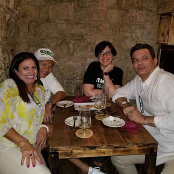 La Alcoba Azul - Little rooms and rustic tables - Tapas Bars Near Me - Barcelona, B La Alcoba Azul - Little rooms and rustic tables - Tapas Bars Near Me - Barcelona, B