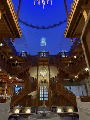 Hurrem Sultan Hammam by null