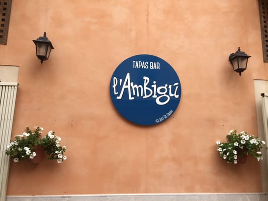 L'Ambigu by null