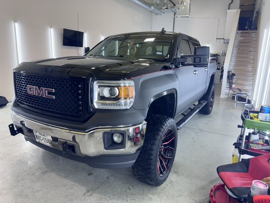 Pickup Truck - We use only top quality vinyl and ppf for our customers so they can ride in style and not have to worry about fading and peeling within a year of driving. We also include warranty with our prices for the best deals. Pickup Truck - We use only top quality vinyl and ppf for our customers so they can ride in style and not have to worry about fading and peeling within a year of driving. We also include warranty with our prices for the best deals.
