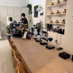 Masterpiece Coffee - Slow bar counter seating