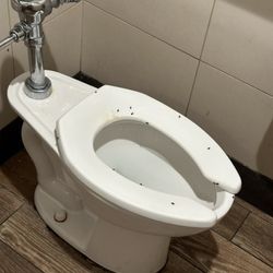 Wendy's - Disgusting bathroom