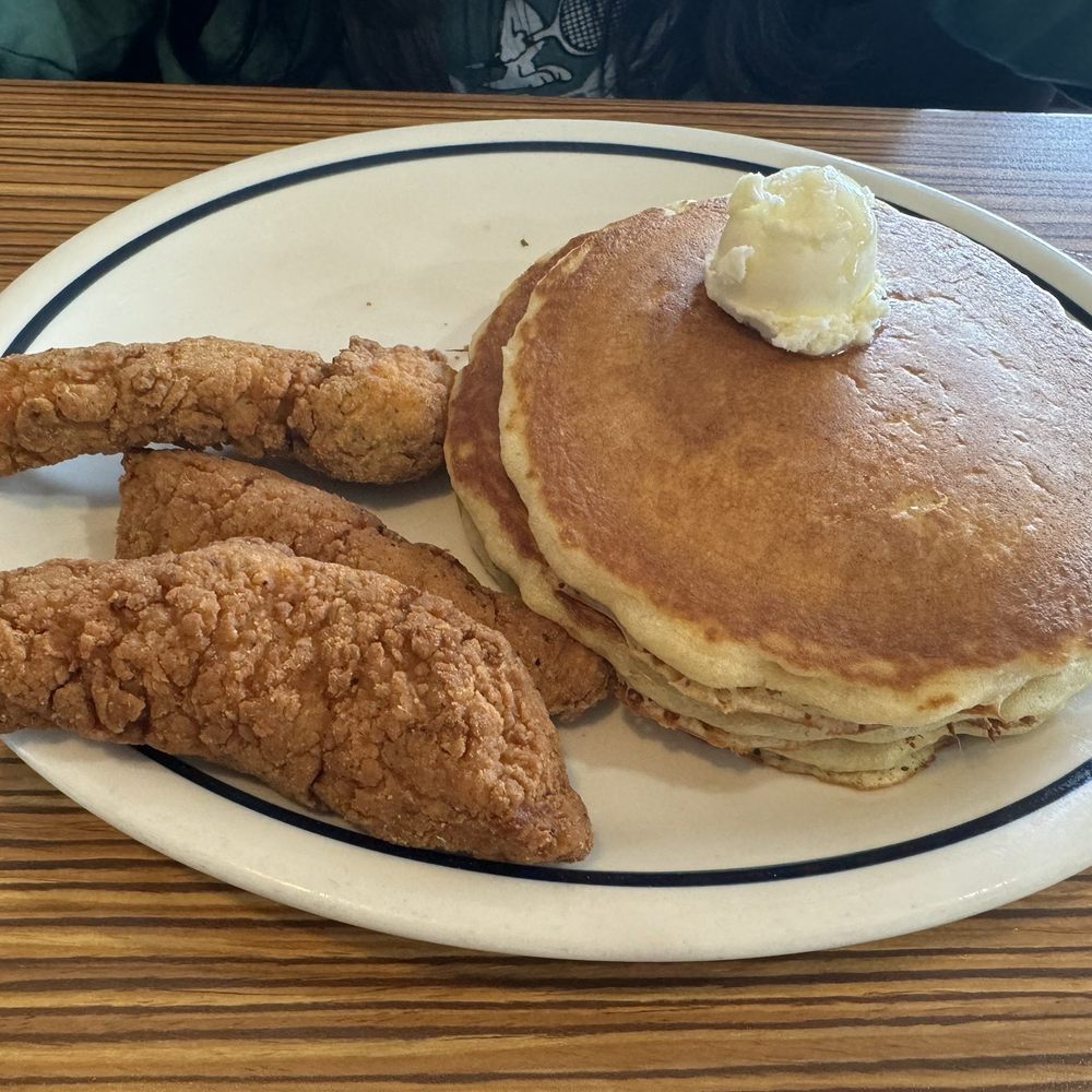 Chicken and Pancakes Chicken and Pancakes