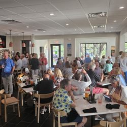 Aqua Bar & Grill