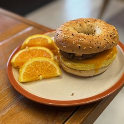 Kuumba Juice & Coffee - breakfast sammy