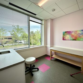 Schreiber Allergy - The exam room. - Allergists Near Me - Rockville, Maryland Schreiber Allergy - The exam room. - Allergists Near Me - Rockville, Maryland