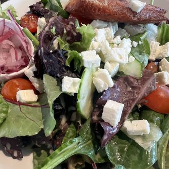 Ocean View Brewing Company - Greek salad with added protein Salmon on lunch special with the most awesome vinaigrette with onions on side - New American Near Me - Ocean View, Delaware