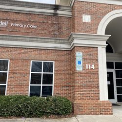Iredell Primary Care - Entrance