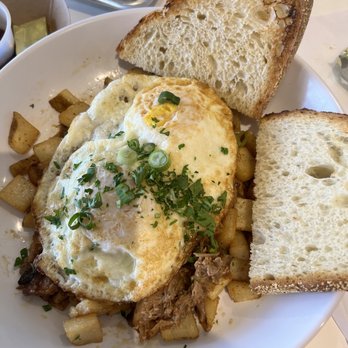 Nic & Luc - Shredded pork and egg hash with sourdough toast - New American Near Me - Orlando, Florida Nic & Luc - Shredded pork and egg hash with sourdough toast - New American Near Me - Orlando, Florida
