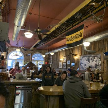 Keweenaw Brewing Company - people sitting at the bar - Breweries Near Me - Houghton, Michigan Keweenaw Brewing Company - people sitting at the bar - Breweries Near Me - Houghton, Michigan
