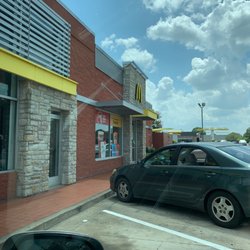 McDonald's - Storefront