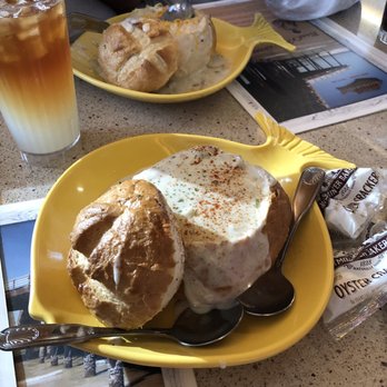 Brad's Restaurant - Clam chowder yummy - Seafood Near Me - Pismo Beach, California