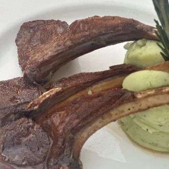 The Villa Casa Casuarina - Lamb chops - Hotels Near Me - Miami Beach, Florida The Villa Casa Casuarina - Lamb chops - Hotels Near Me - Miami Beach, Florida