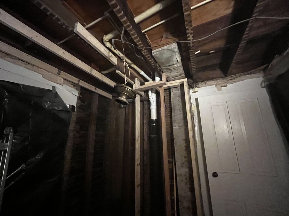 Slide of McCulloughs Men