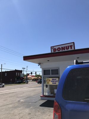The Donut Stop by null