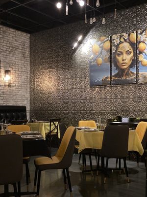 SORRENTO ITALIAN RESTAURANT PIZZERIA by null