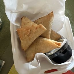 Veggie Sambusa Veggie Sambusa