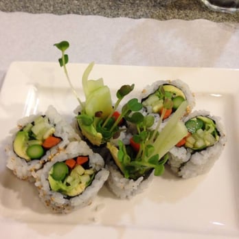 Mutsumi - Veggie Roll - Japanese Near Me - Chatsworth, California