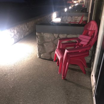 Beachcomber Motel - "Private patio" where people walk right through - Hotels Near Me - Fort Bragg, California