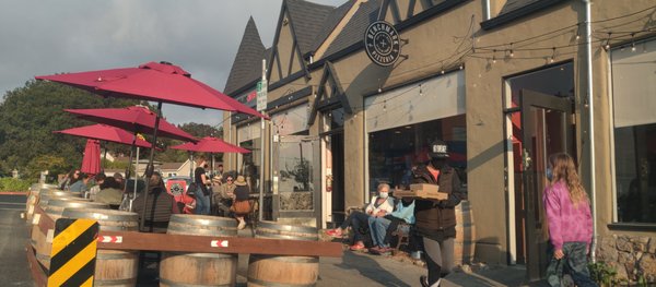 Benchmark Pizzeria by null
