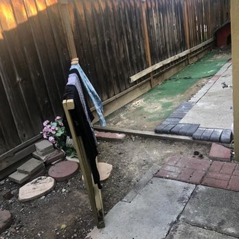 Mateos Landscaping - Before - Sideyard - Landscaping Near Me