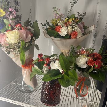 Adee's Tulips - Florists Near Me - Baltimore, Maryland