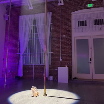 24K Pole Dance Studio - Pole Dancing Classes Near Me - Oakland, California 24K Pole Dance Studio - Pole Dancing Classes Near Me - Oakland, California