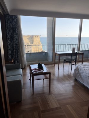 Royal Continental Hotel by null