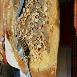 Le Crepillon - En dessert crêpe chocolat beurre salée amande grillé un délice !!!