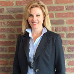 Strawberry Point Physical Therapy - DeAnna Schaefer has over 21 years of physical therapy experience.