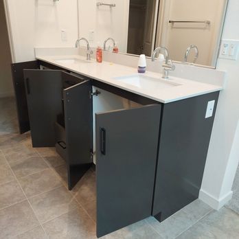 Moa Painting - Cabinet Brown (After) - Painters Near Me - Eastvale, California Moa Painting - Cabinet Brown (After) - Painters Near Me - Eastvale, California