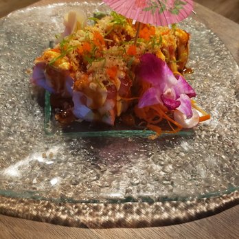 Thai Table - Pink lady roll - Thai Near Me - Dayton, Ohio