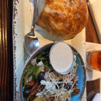 JohnnyLukes KitchenBar - Chicken Pot Pie and Chopped Salad - New American Near Me - Wilmington, North Carolina JohnnyLukes KitchenBar - Chicken Pot Pie and Chopped Salad - New American Near Me - Wilmington, North Carolina