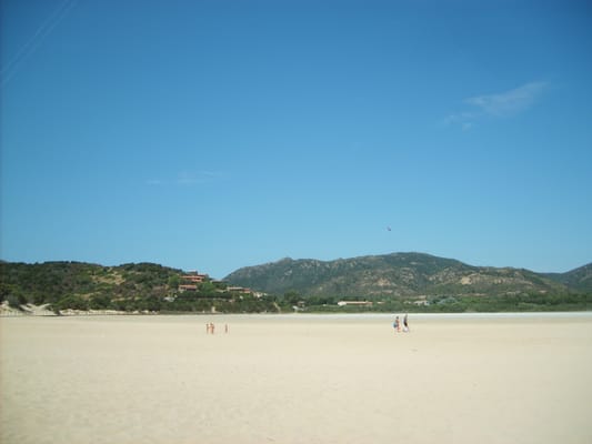 Su Giudeu Beach by null